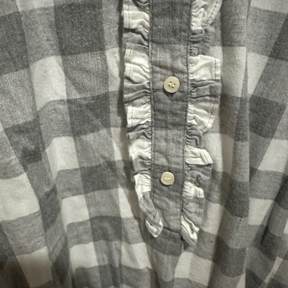Woman’s Gingham Button Down Dress Shirt - Picture 2 of 3